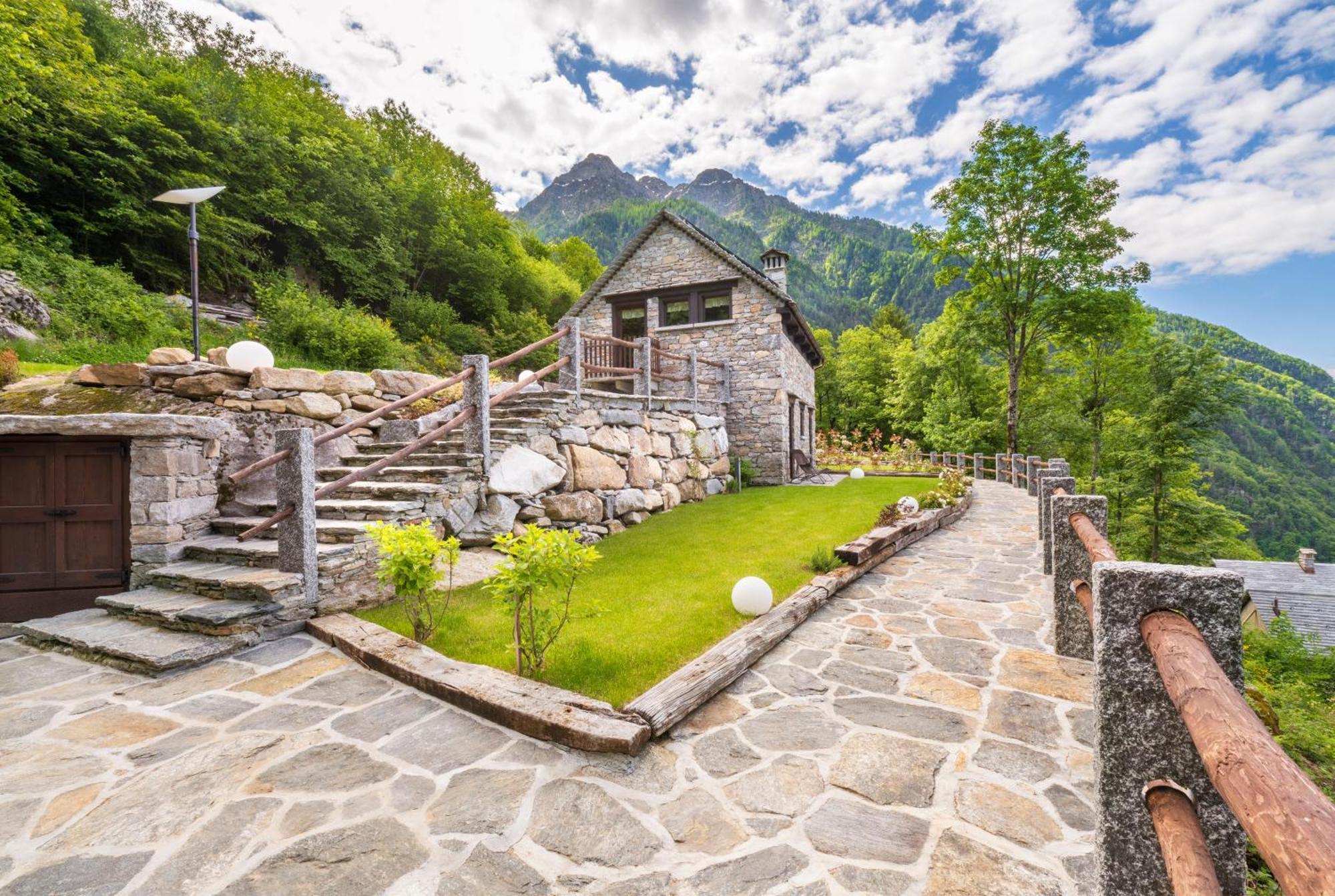 Baita Athili - Villaggio Dei Crodini Crodo Exteriör bild